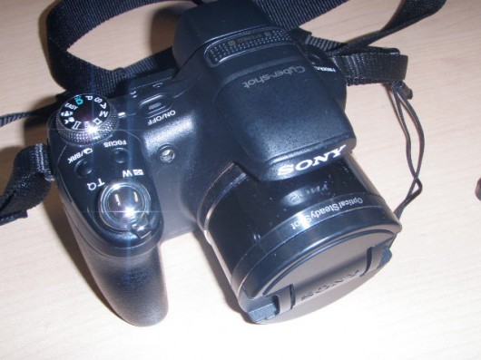 SONYのCyber-Shotデジタルスチルカメラ DSC-HX1の買取です。