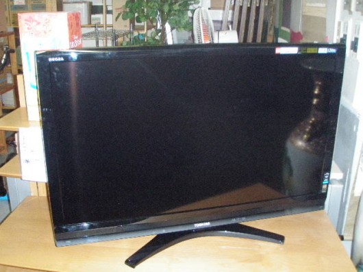 TOSHIBA REGZA 46R9000 　液晶テレビの買取です。