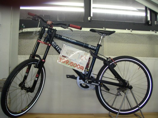 ELLSWORTH＂RACE DH＂マウンテンバイク入荷！！