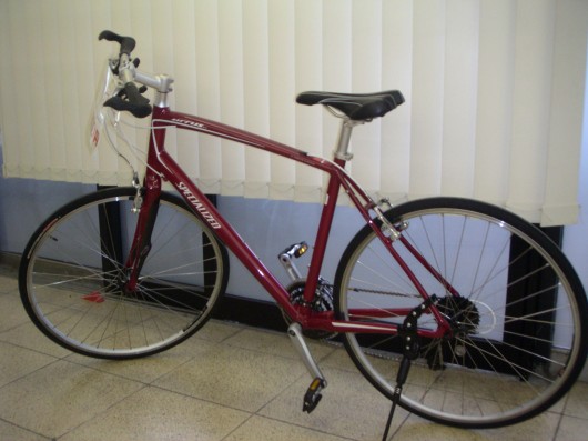 SPECIALIZED ＂SIRRUS ELITE＂入荷しました。