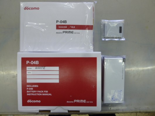 ドコモでパナソニックのケータイ　P－０４Bが入荷しました。