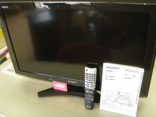 シャープの液晶テレビAQUOS　32インチが入荷しました。