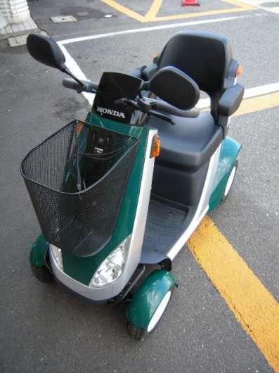 ホンダ　電動カート　モンパル　ML200　入荷しました！