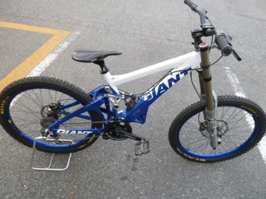 ゴツイ！！GIANTのMTBのGLORY　DHのＭサイズが入荷しました。