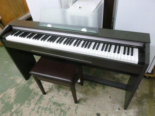 当店で人気のCASIOの電子ピアノ（Privia）が入荷しました。