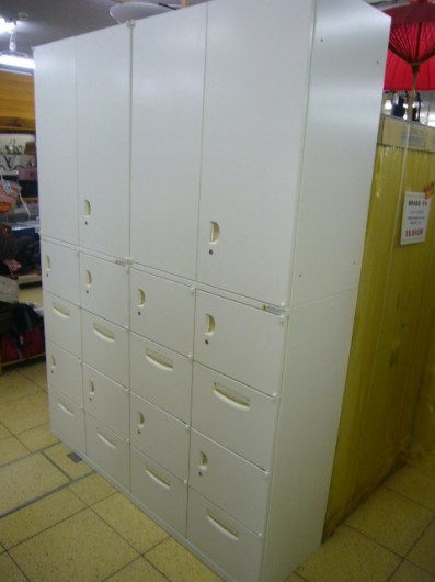 オカムラ　モバイルロッカー入荷☆
