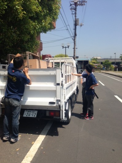 日に日にあたたかくなる時期！！本日、家具、家電の搬出作業に行って来ました。