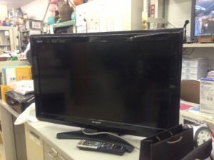 SHARP AQUOS 32型 入荷しました！