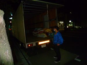岡山市にオフィス家具の引取りに行ってきました。