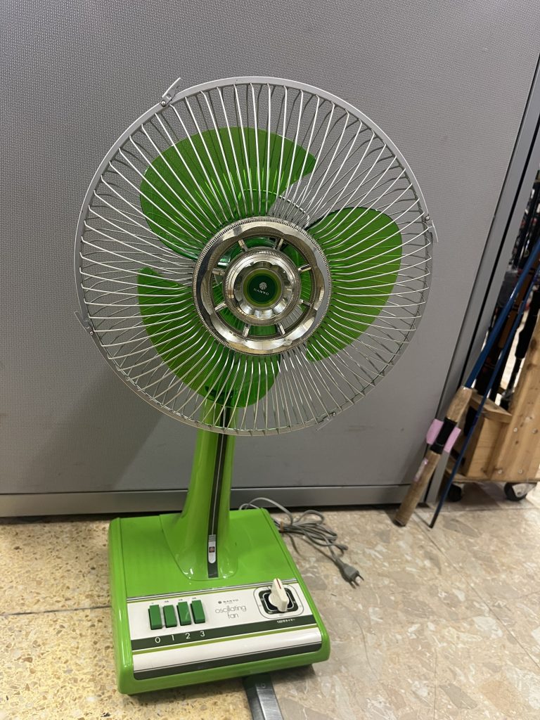 昭和レトロ！希少な扇風機！