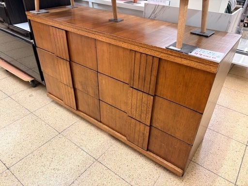 アメリカアンティークチェスト入荷しました🌸