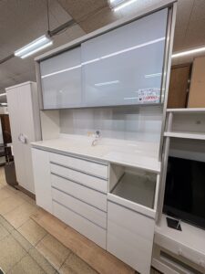 収納力も使いやすさも抜群！キッチンボードのご紹介♪